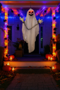 Deko Halloween lustiger Geist "Ghost with Chains", zum hängen, 55x10x90cm